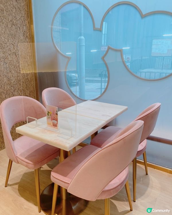 之前同朋友去左 @Lanala 食佢地個限定希臘 After...