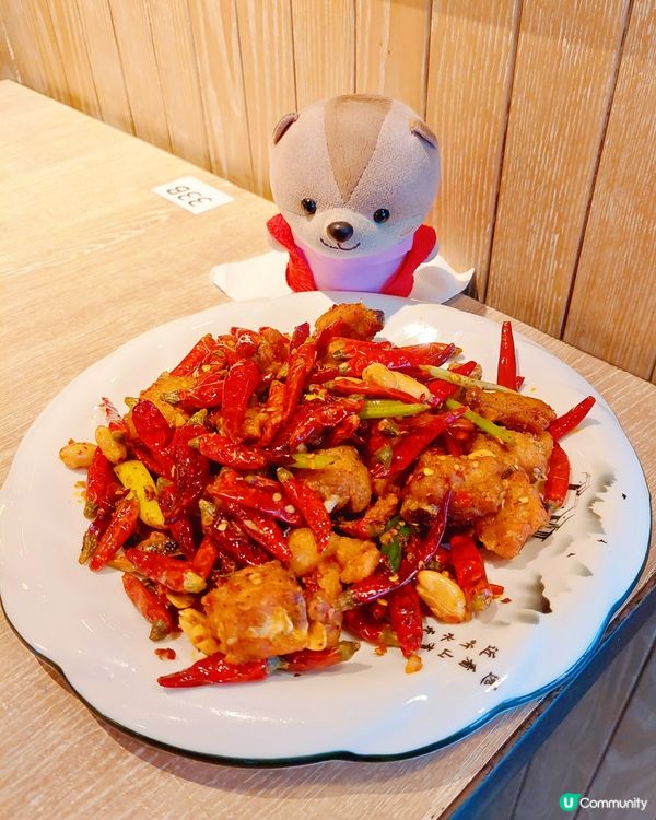 麻辣風雲旗艦店已經開張了，店舖位於旺角瓊華中心，環境以中式風...