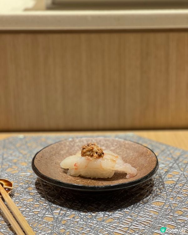 昶 (中環)