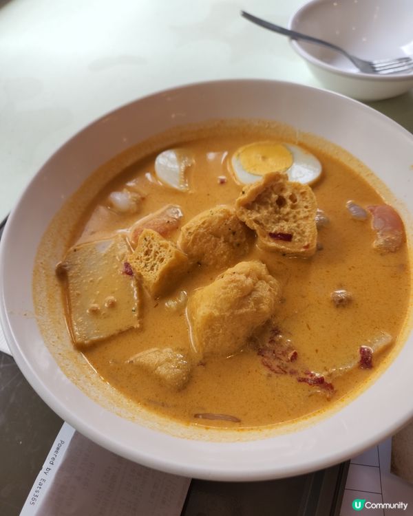 今天首次到上海街618廚尊午餐，點了喇沙蝦+海南雞飯，味道雖...