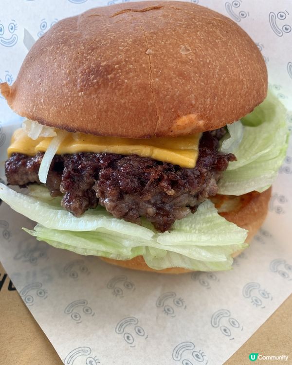 作為全球50大最佳漢堡之一，一直久仰佢嘅大名，但唔想排長龍，...