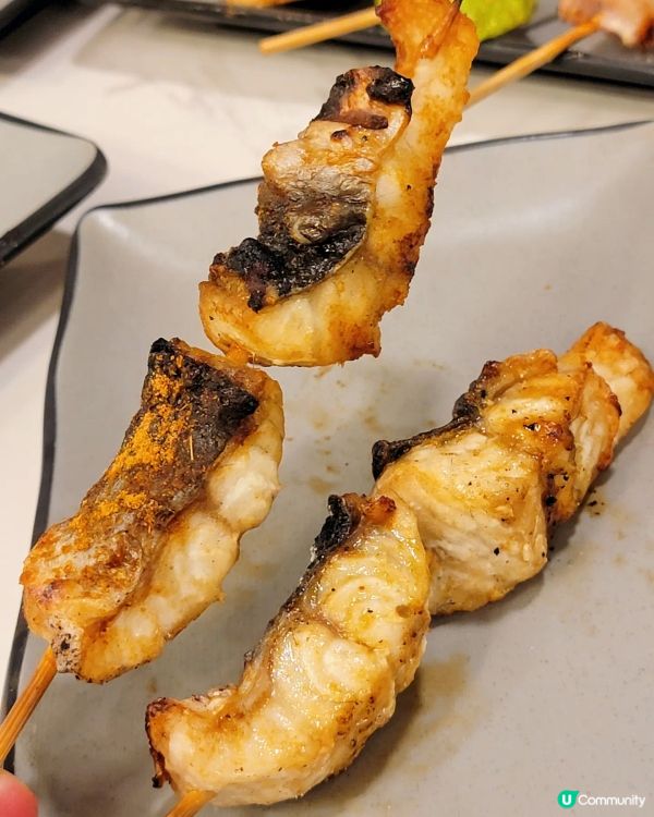 黎到荃灣宜間串燒店，入面乾淨企理，唔會好大油煙 串燒既款式好...
