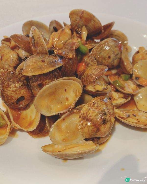 香口食物好難令人抗拒，尤其係椒鹽系列，睇吓呢碟椒鹽九肚魚 (...