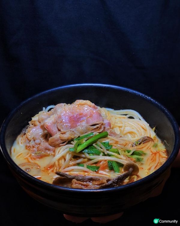 譚仔三哥獨門神秘湯底一砂砂湯，聽聞之前係某幾間分店先有，大鄉...