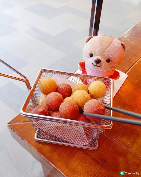 台灣菜一向也喜歡吃，到了吃飯時間就去了其中一家吃，位於屯門時...