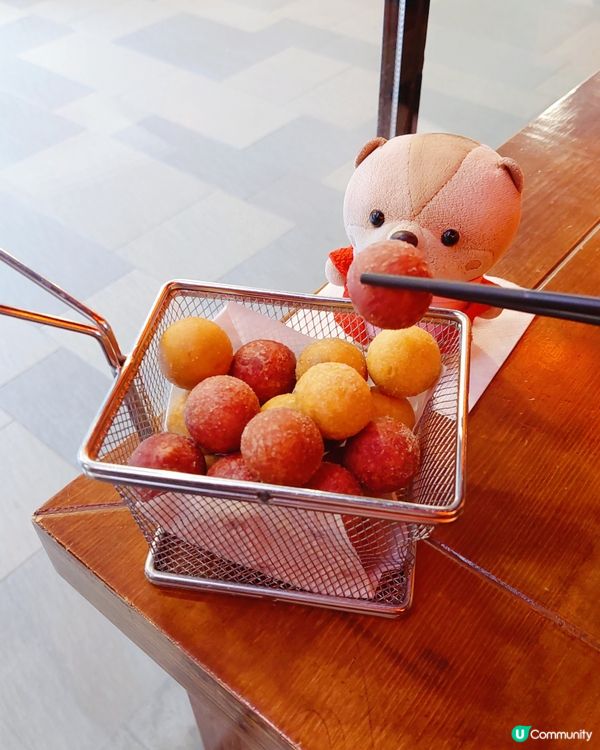 台灣菜一向也喜歡吃，到了吃飯時間就去了其中一家吃，位於屯門時...