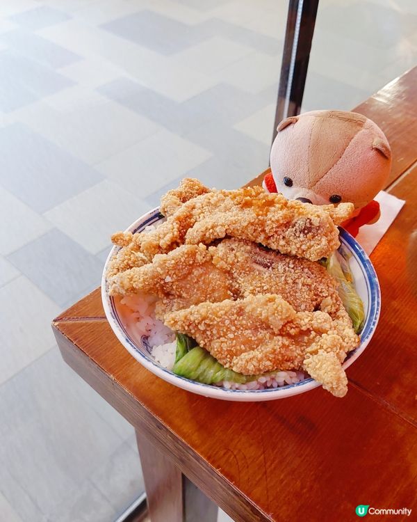 台灣菜一向也喜歡吃，到了吃飯時間就去了其中一家吃，位於屯門時...