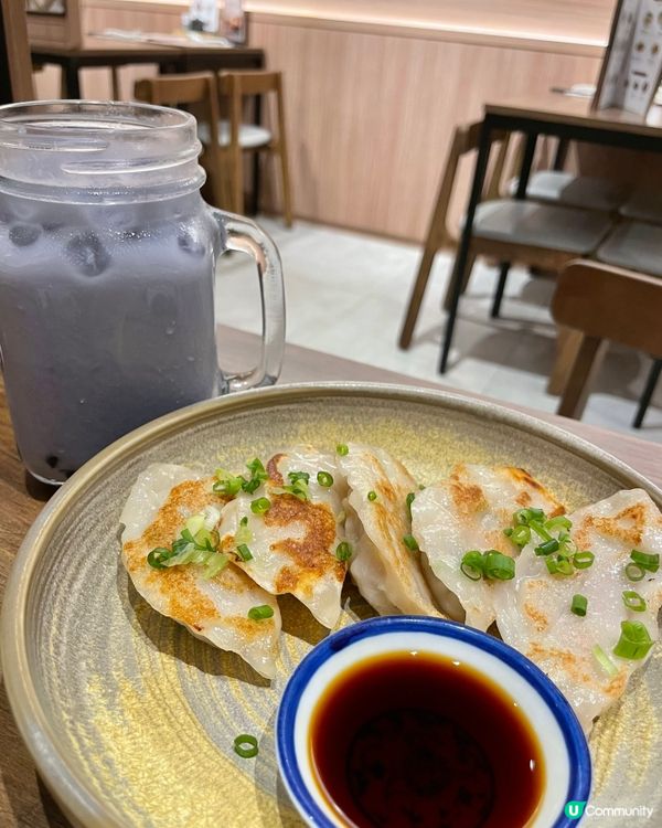 𓅪這裏環境裝修古式風格，第一次來到選吃了三寶麵，牛筋大條味道...