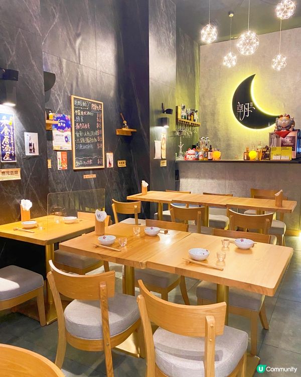 呢間餐廳喺禁堂食前就book咗，拖到近排先有機會再去