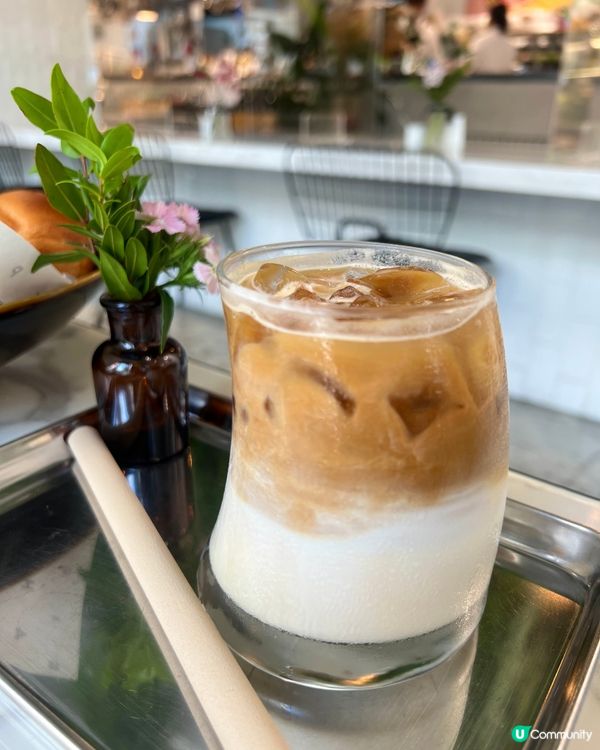 酷熱天氣下，一杯凍Latte，變成人間美點😍☕️🫘