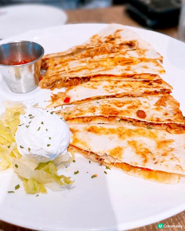 朋友突然約食飯 大家都知尖沙咀如果冇book位嘅話好難搵到餐...