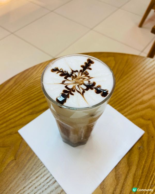 除左咖啡熱飲可以拉花外，凍啡做唔做到？凍啡（除black c...