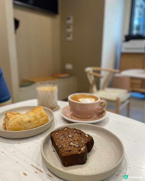 這是一間由失明人士機構營運的社企，比較特別的是還有肩頸按摩，...