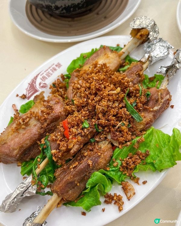 第一次來「橋底辣蟹」‼️🦀 這裡除了蟹的菜式出名外，其他的小...