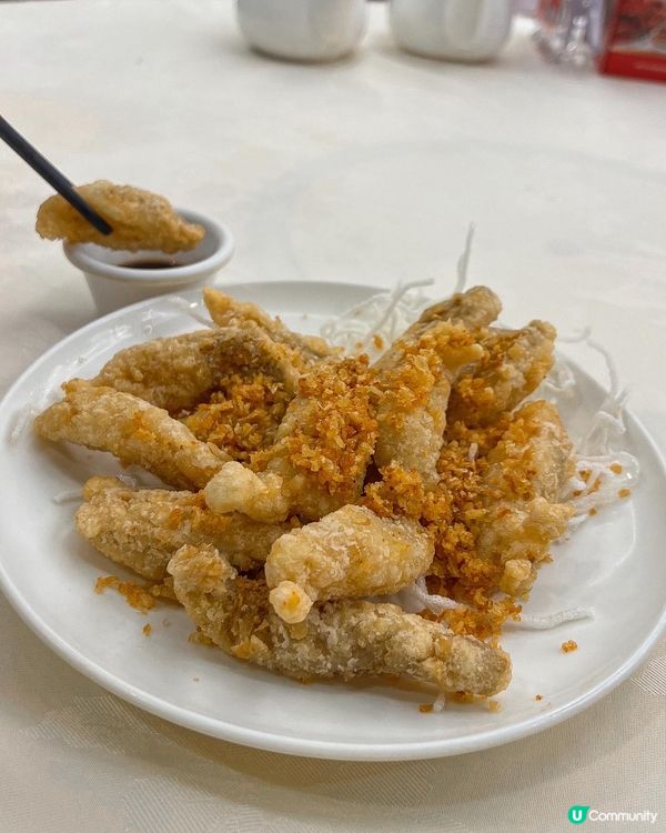 第一次來「橋底辣蟹」‼️🦀 這裡除了蟹的菜式出名外，其他的小...