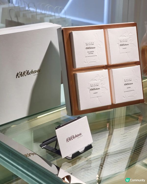 估唔到@Kakacheeve喺海港城Facesss入面開咗間...