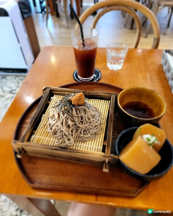 炎炎夏日：美式咖啡加大根冷麵絕對絕配。環境清幽，适合打卡影相...