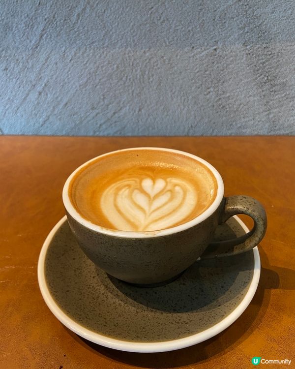 Mild 的 latte 有驚喜！鮮奶和咖啡比例平衡，入口順...