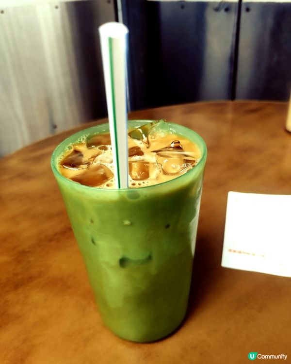 最鍾意下午茶食芝士牛脷包併港式咖啡多奶, 成件事好match...