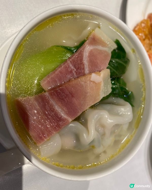 日前跟同事們去食飯,難得高層揀上海小南國，當然要試多啲地道上...