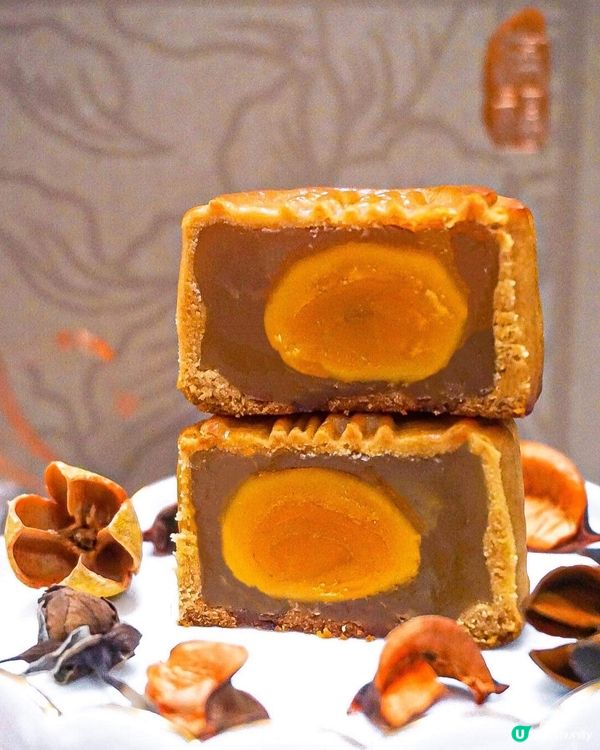 《萬麗海景滿福樓 雙色蛋黃月餅🥮💚💛》