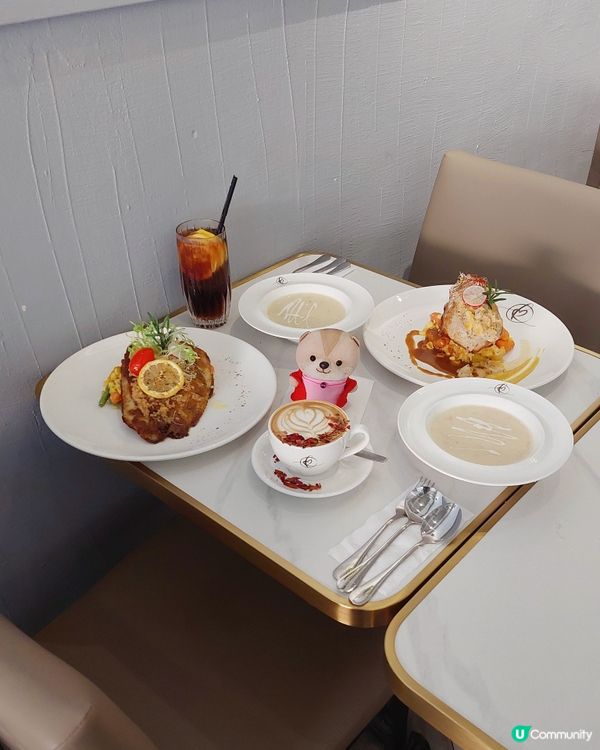 元朗最近開了不少新餐廳，這次就去了一家咖啡店，是位於雞地的小...