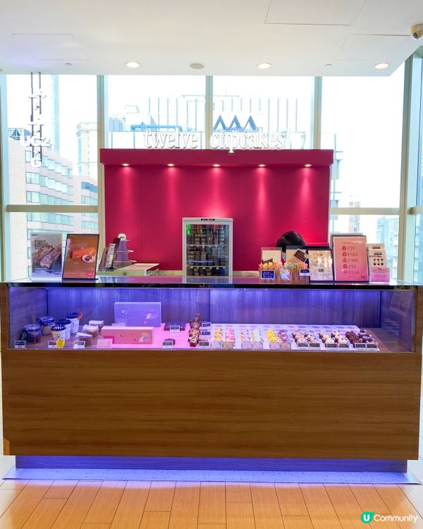 未到中秋正日傳統月餅、奶黃月餅、伯爵茶味、朱古力味月餅都食過...