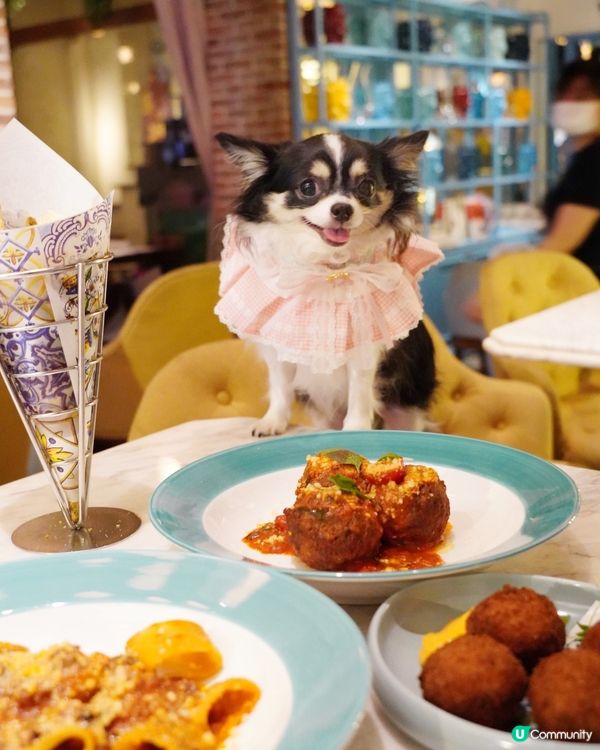 Italian🇮🇹 dinning style with B...