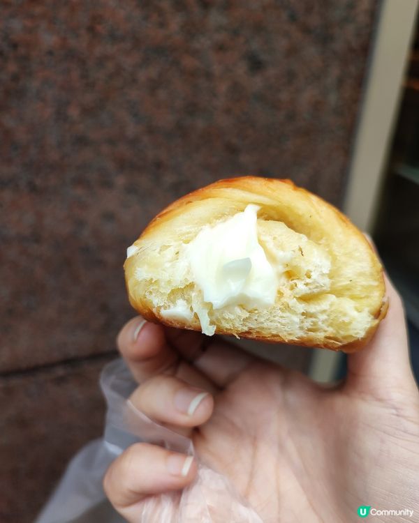 上次拍片同大家分享馬鞍山公園的海洋廣場,忘記同大家附近既麵包...