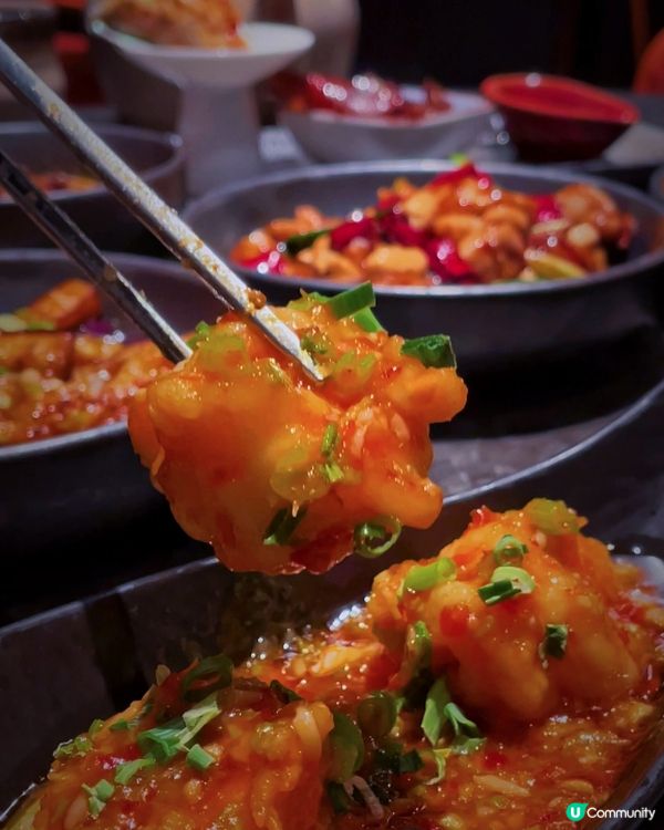 喺灣仔型格人氣嘅川流。最近推出全新嘅「七滋八味川式半放題晚宴...