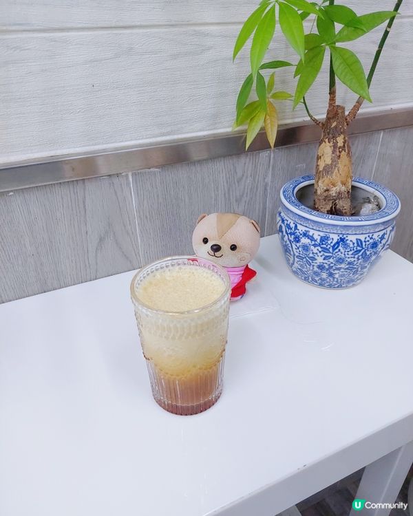 很久沒來這裡飲咖啡了，我們喜歡在平日去，因為人流較少及寧靜。...