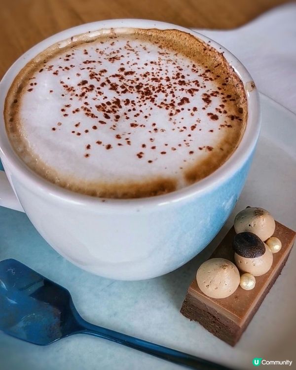 傳統的cappuccino並沒有拉花