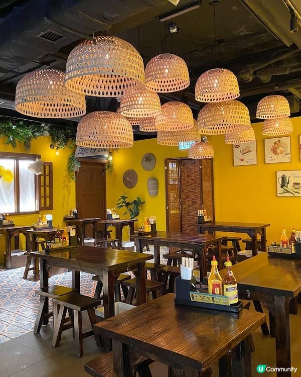 Lúa位於銅鑼灣東角道26號怡安大廈1樓13-15號舖及地下...