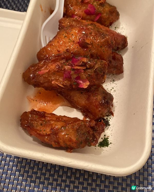 玫瑰雞翼，有好香玫瑰味🌹，又juicy，外賣回家吃也是熱騰騰...