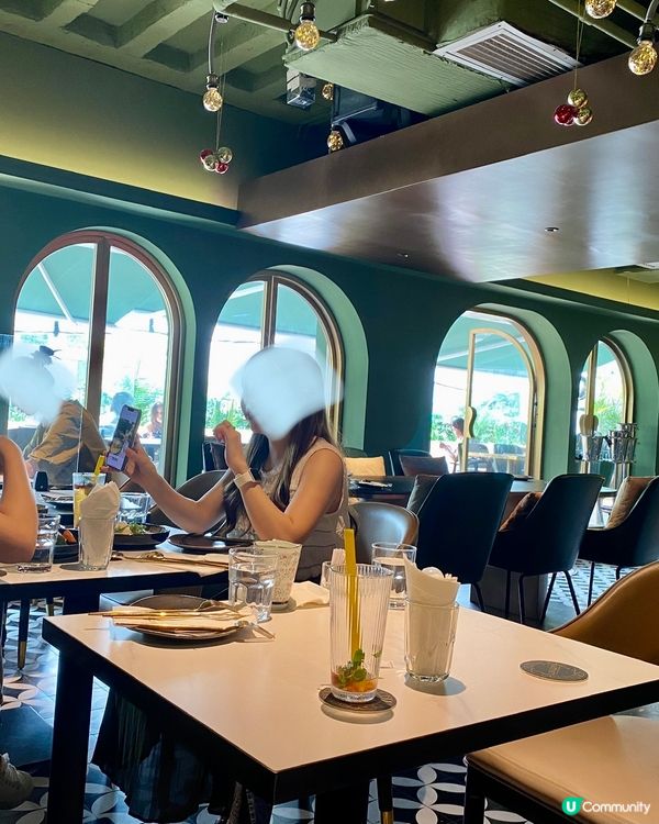 TST 靚景打卡餐廳 - Library