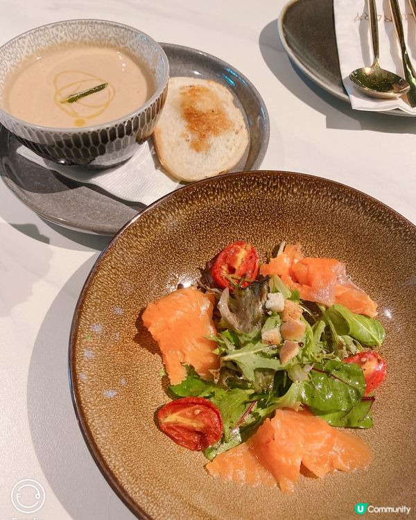 TST 靚景打卡餐廳 - Library