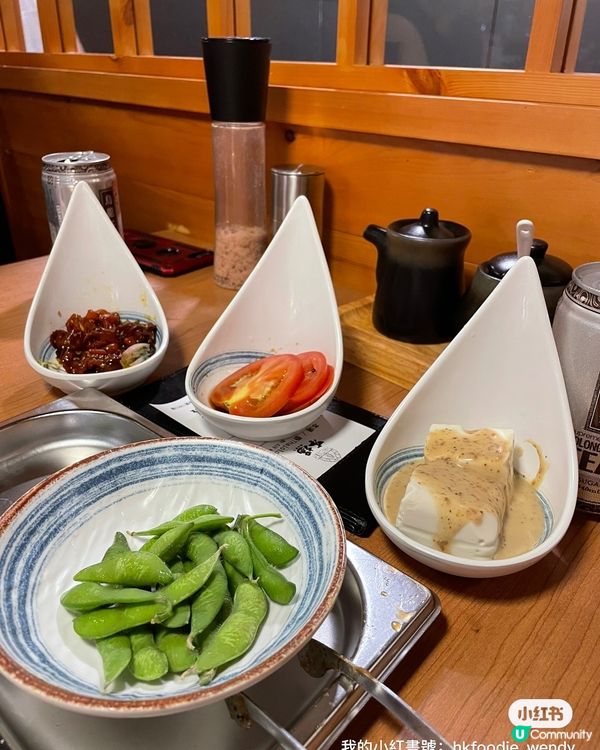 今日去咗旺角星際買電腦嘢，行過瓊華中心發現16層樓都好多新餐...