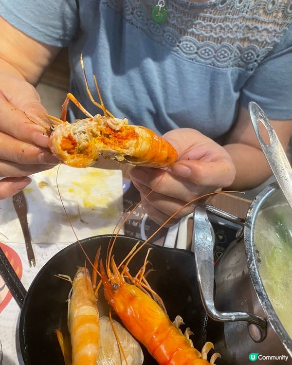 上個月睇到介紹一間大閘蟹無限時任食火鍋店