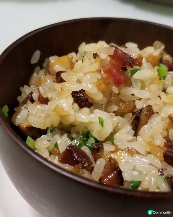 入秋美食。臘味糯米飯
