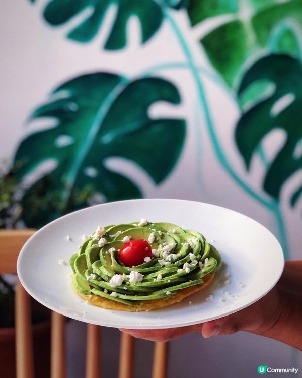 喺西營盤有間墨西哥嘅餐廳Verde MAR，佢哋以牛油果做出...