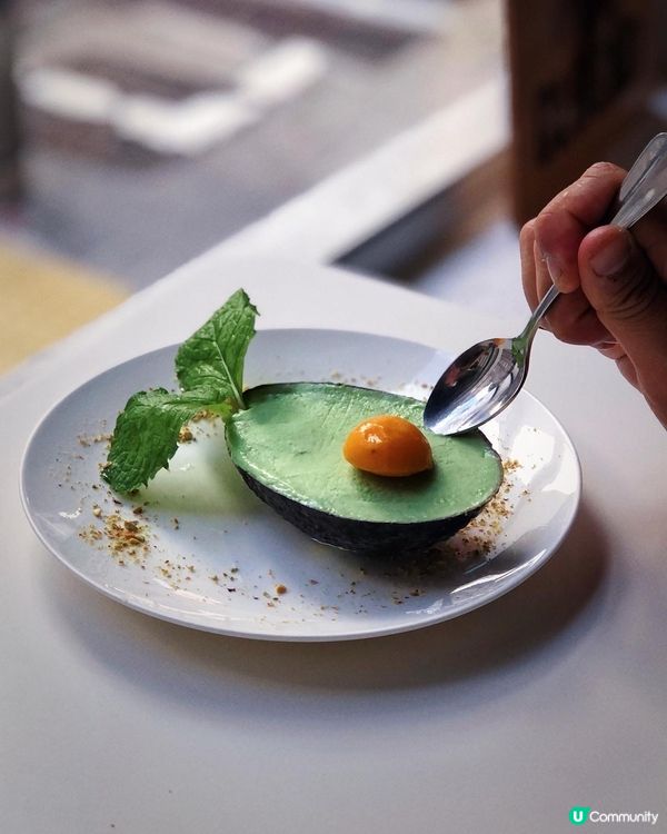 喺西營盤有間墨西哥嘅餐廳Verde MAR，佢哋以牛油果做出...