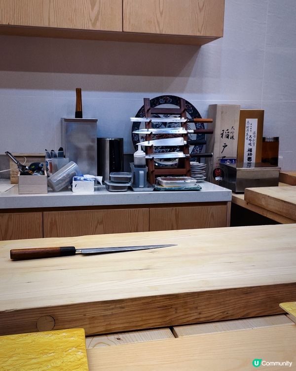 這間位於北角嘅鮨宏，裝潢簡約，有濃厚嘅日本氛圍，呢度嘅食材都...