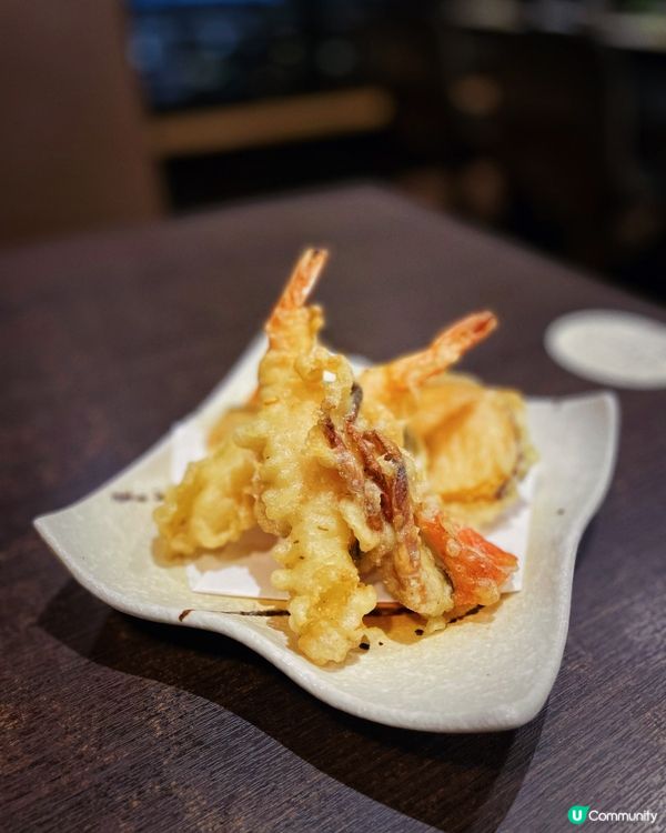 喺金鐘嘅四季悅日本料理餐廳，除咗可以單點佢哋嘅定食或壽司之外...