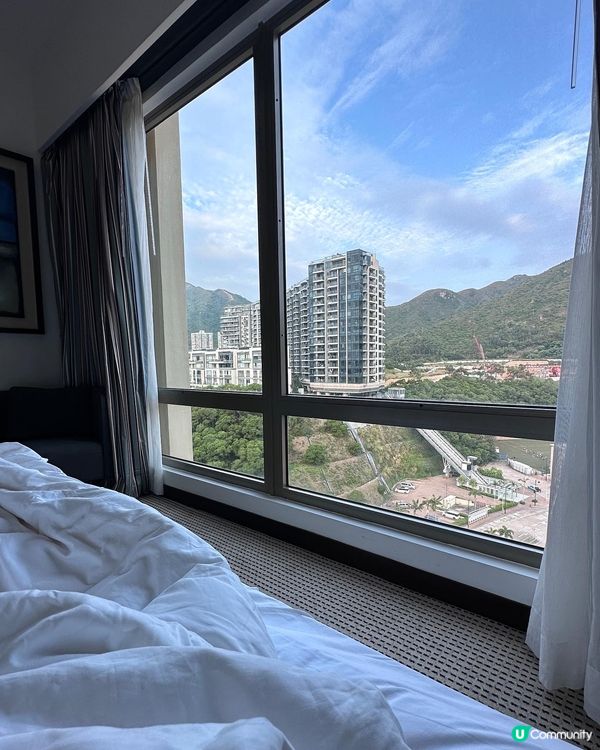 上星期日放假入咗愉景灣玩😌仲住咗一晚酒店，遠離一下市區核心人...