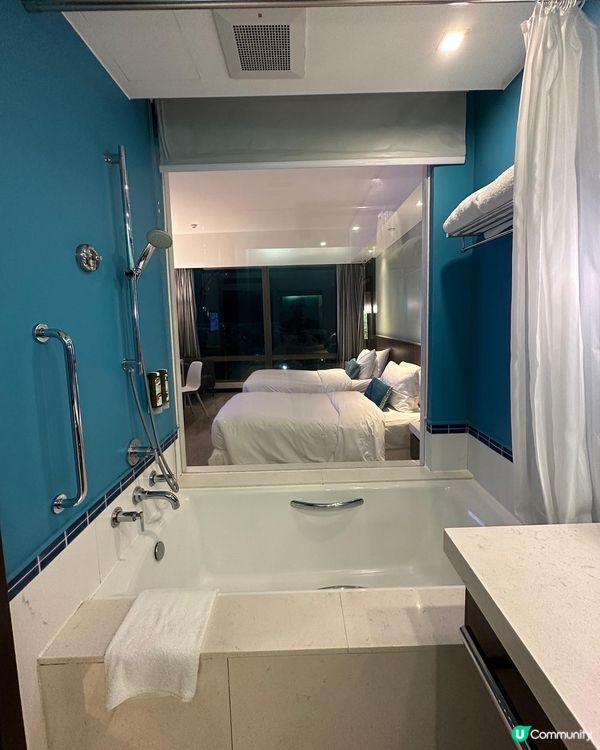 上星期日放假入咗愉景灣玩😌仲住咗一晚酒店，遠離一下市區核心人...