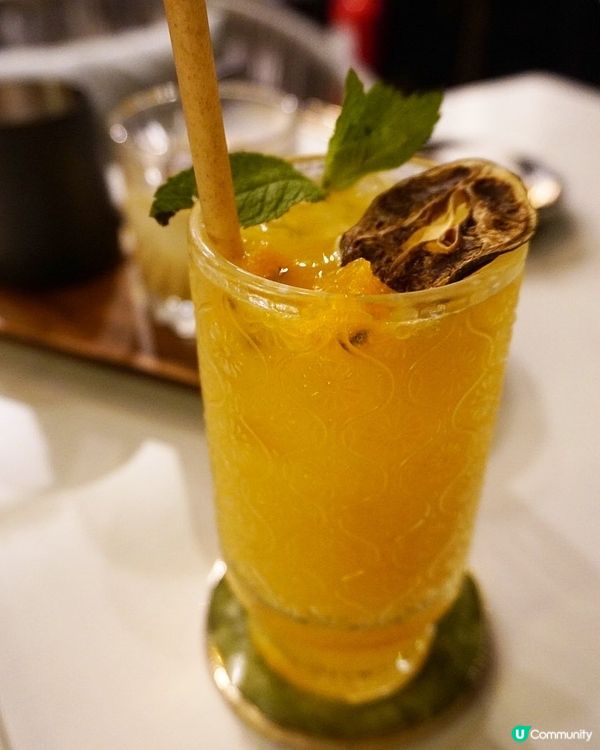 銅鑼灣𝑳𝒂𝒚𝒃𝒂𝒄𝒌 𝑪𝒂𝒇é & 𝑩𝒂𝒓超邪惡蟹粉拌麵🥰🦀...