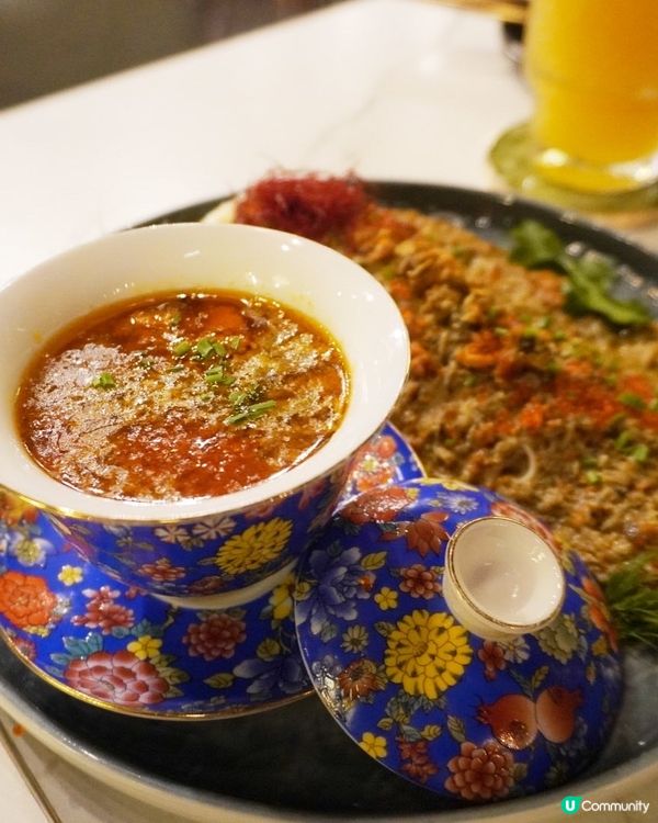 銅鑼灣𝑳𝒂𝒚𝒃𝒂𝒄𝒌 𝑪𝒂𝒇é & 𝑩𝒂𝒓超邪惡蟹粉拌麵🥰🦀...