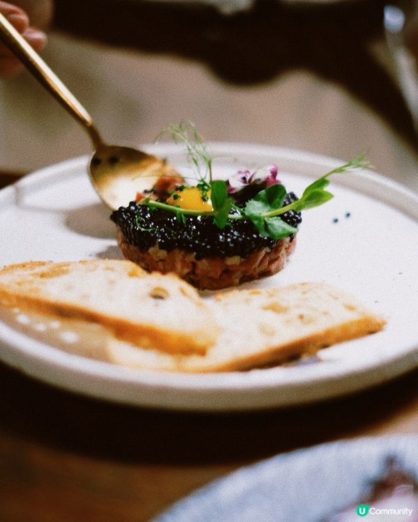 土瓜灣fine dining，位於新商場內，裝潢設計優雅時尚...