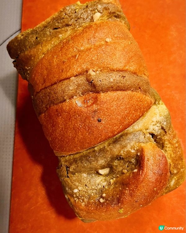 簡易早餐有我至愛抹茶麻薯吐司，切片發現每片都有麻薯😋，好味呀...