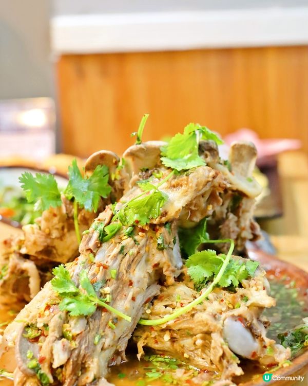 荔枝角樓上泰式餐廳